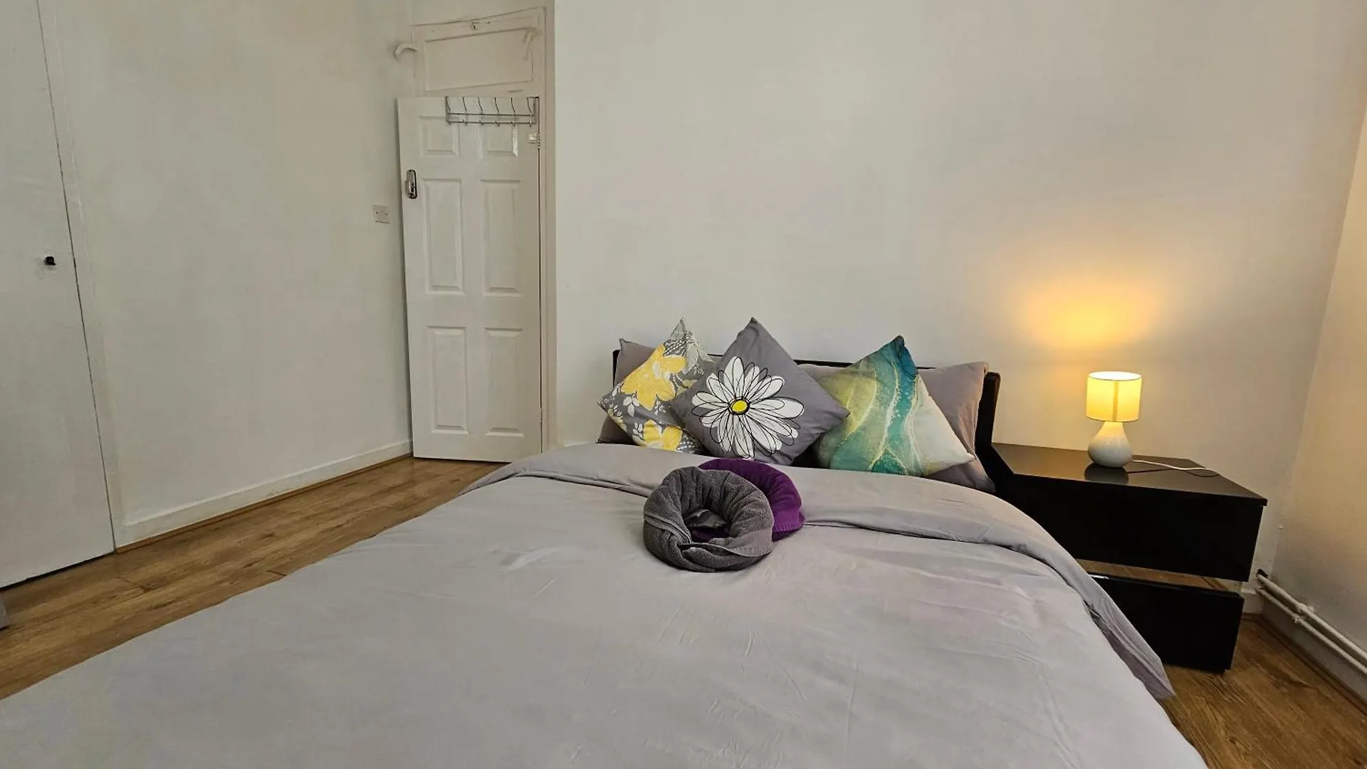 Globe Rooms Лондон Гостевой дом